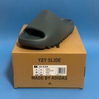 *NEUE* Yeezy Slide in Slate Marine, Gr. 39 Hessen - Wiesbaden Vorschau