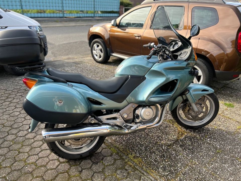 Honda Deauville in Elsdorf
