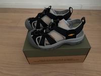 Neu Keen Damen Mädchen Sandalen Gr. 35 München - Ramersdorf-Perlach Vorschau