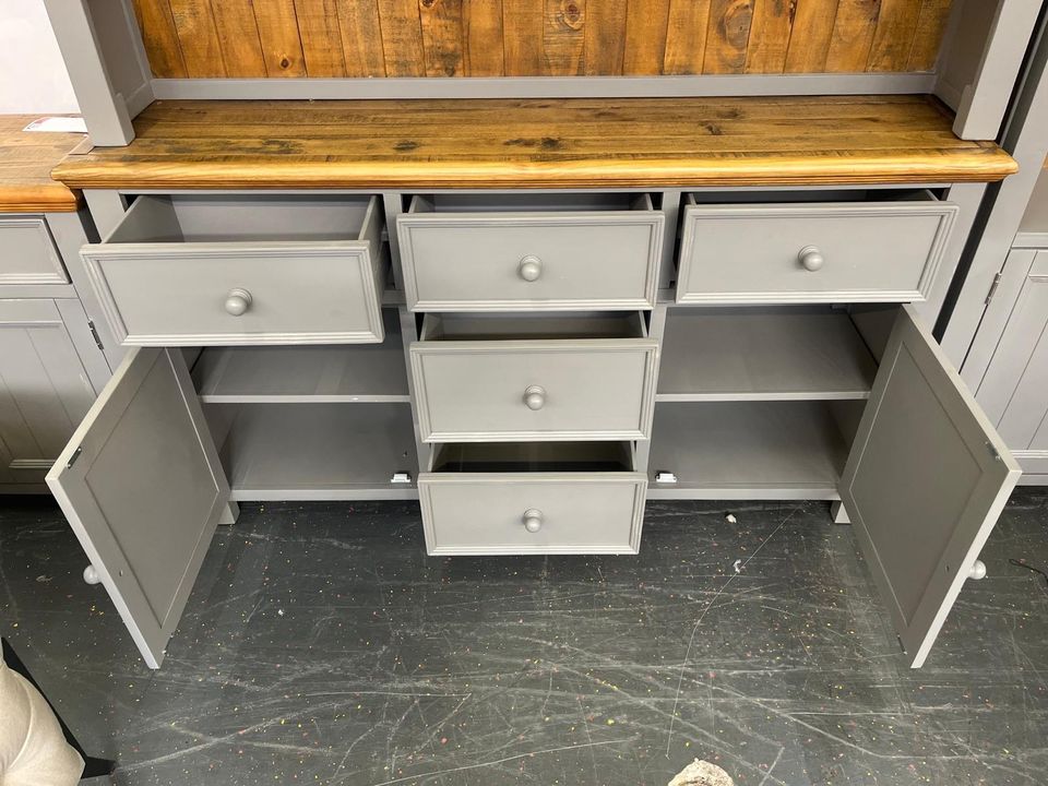 NEU! Buffetschrank, Grau, Schrank, Massivholz, Wandschrank in Bremen