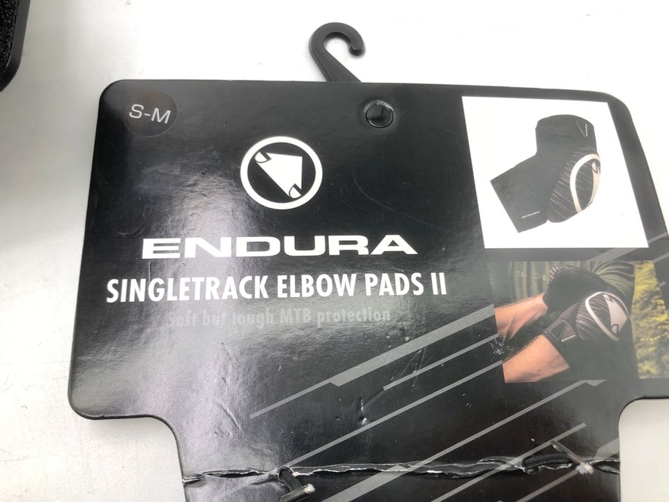 Endura SingleTrack II Ellenbogenprotektoren Ellbigenschoner S/M in Köln