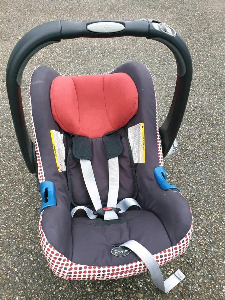 0 - 13 kg Britax Römer Maxi Cosi Kindersitz Babyschale Sonnensege in Lahr (Schwarzwald)