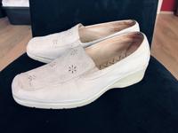 Medicus Echtlederschuhe mit Luftpolstersohle Gr.6 Weite H Rostock - Südstadt Vorschau