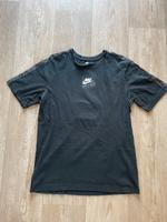 Herren Shirt schwarz Backprint Nike Gr. M Sachsen - Weißwasser Vorschau