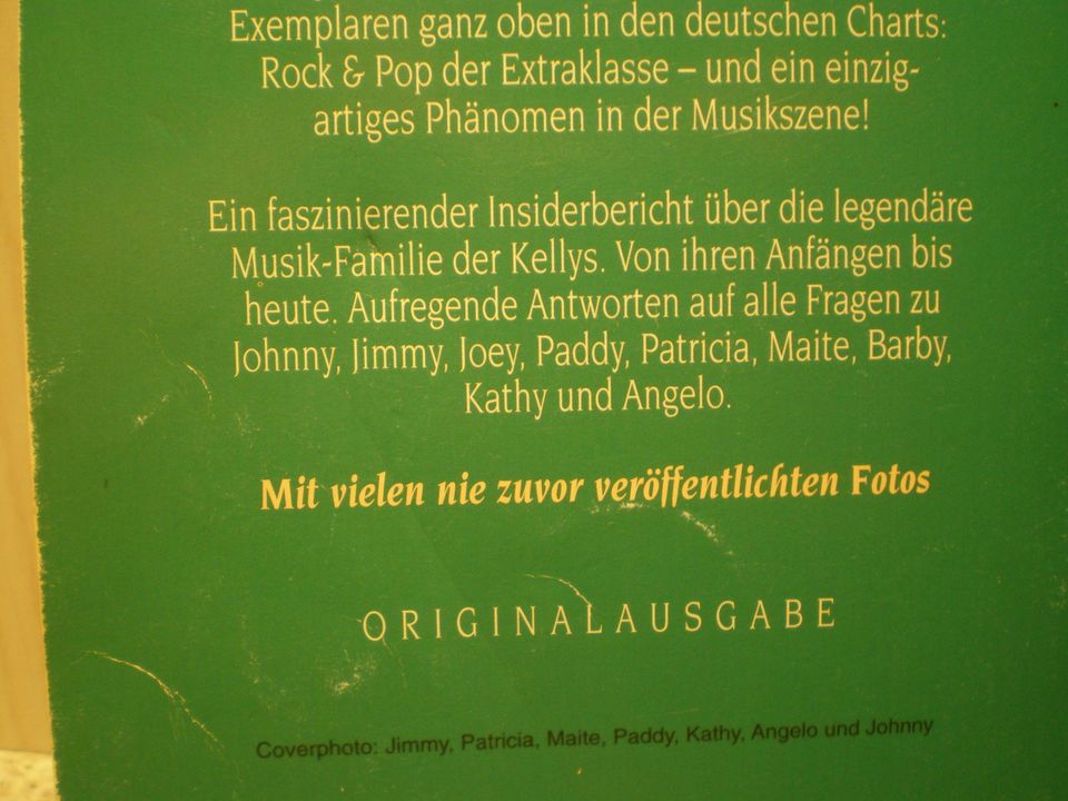 VINTAGE - Die Kelly Family  *DIE GESCHICHTE EINER SUPERGRUPPE* in Harsewinkel