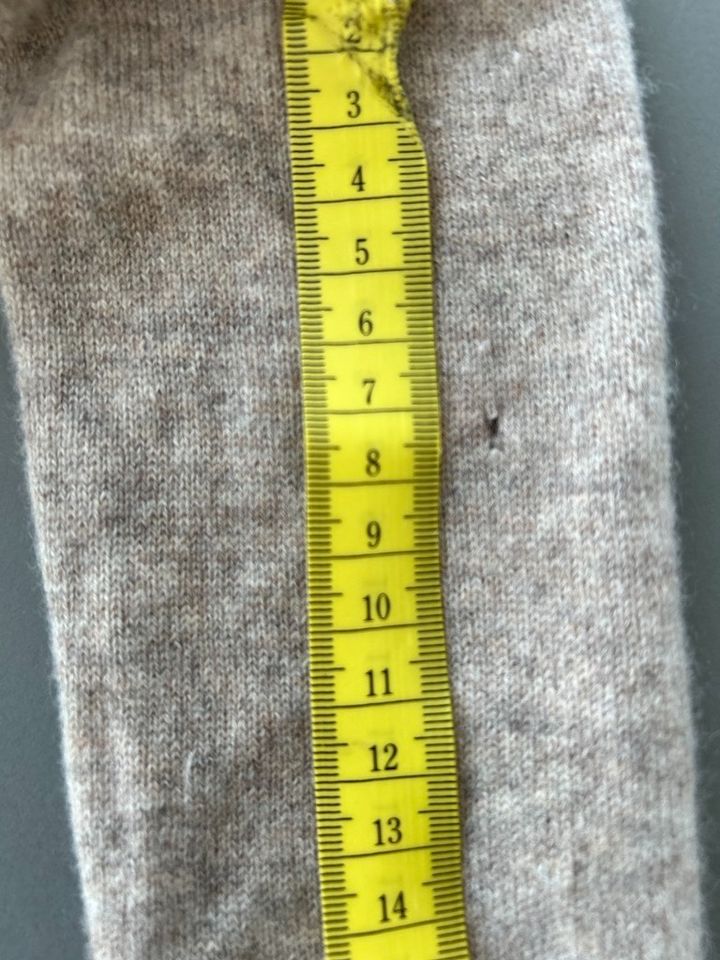 H&M Kaschmirpullover Gr. 86 in Stuttgart