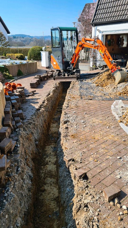 Erdarbeiten Minibagger Kanalbau Leitungverlegen Zisternen in Georgsmarienhütte