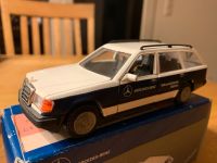 Mercedes Benz W124 T-Modell Kombi Servicefahrzeug 1:35 Conrad OVP Schleswig-Holstein - Tangstedt  Vorschau