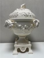 Muschelschale, Deckelvase aus Porzellan von Royal Creamware Schleswig-Holstein - Flensburg Vorschau