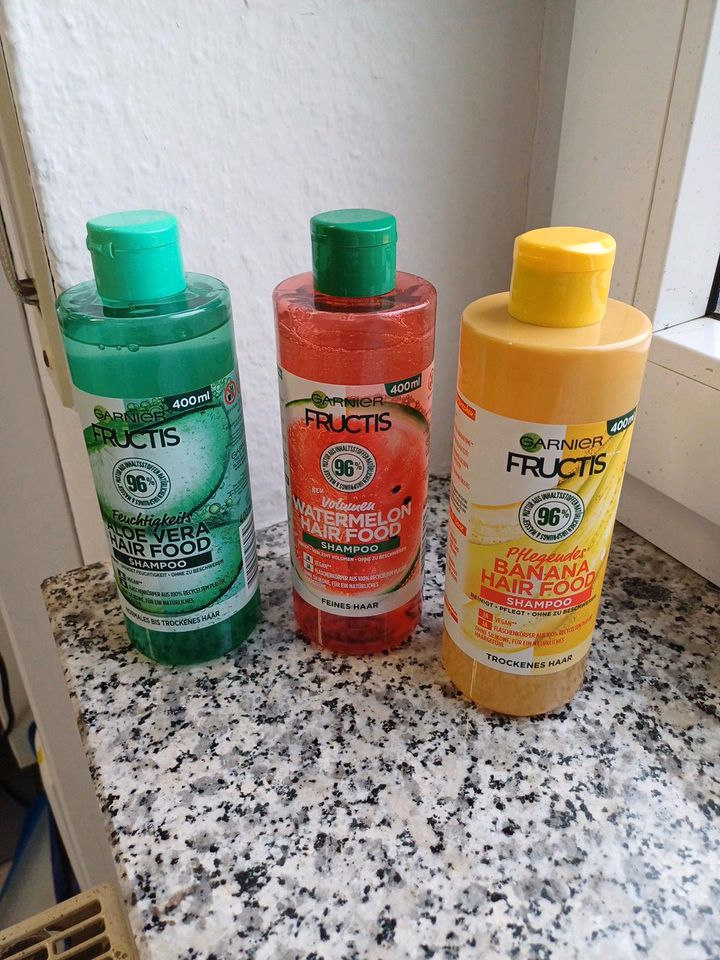 Garnier Fructis Shampoo 400ml in Gedern