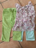 2 Capri Jeans H&M Gr. 146 Set Blusentop Hose Hessen - Battenberg Vorschau