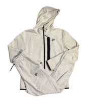 Nike Tech Tracksuit/Trainingsanzug Bremen - Neustadt Vorschau