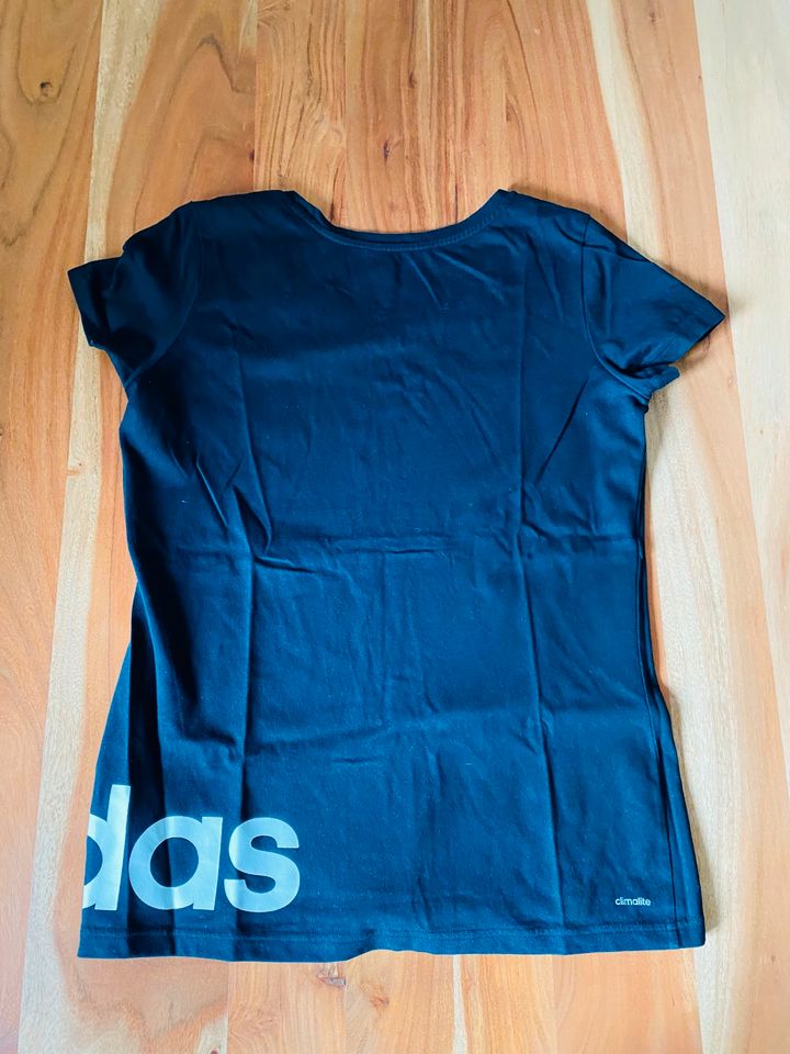 Adidas Essentials T-Shirt Größe M Damen Fitness Sport Frauen Gym in Erfurt