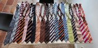 Krawatten in verschiedenen Farben und Mustern Niedersachsen - Gehrden Vorschau