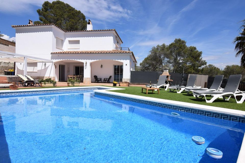 Haus mit Pool, Touristenlizenz Olivella Sitges Barcelona, Spanien in Zolling