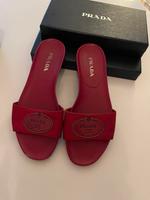 Originale Prada Sandalen rot Leder Hamburg-Nord - Hamburg Barmbek Vorschau