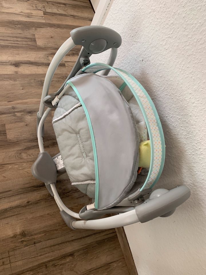 Ingenuity elektrische Babyschaukel in Dingelstädt