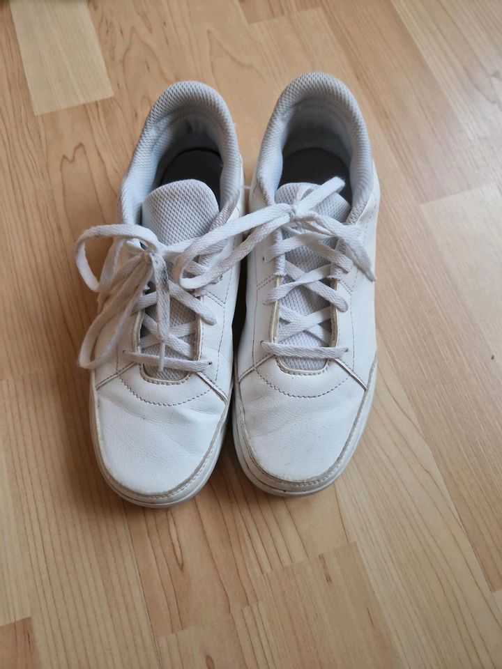 Adidas Schuhe in Bramsche