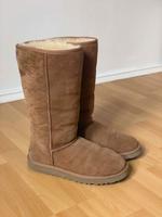 UGG CLASSIC TALL II Chestnut w10 Gr. 41 Lammfell gefüttert Berlin - Wannsee Vorschau