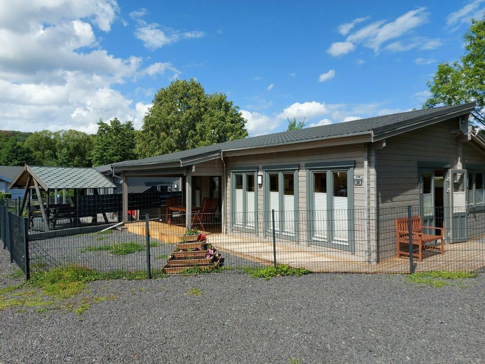 Vermiete Ferienhaus SARAHLITA mit Sauna im Westerwald Holzhaus in Nistertal