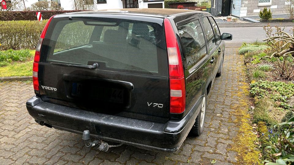 Volvo V70 I 2.4 Benzin in Steinebach (Sieg)