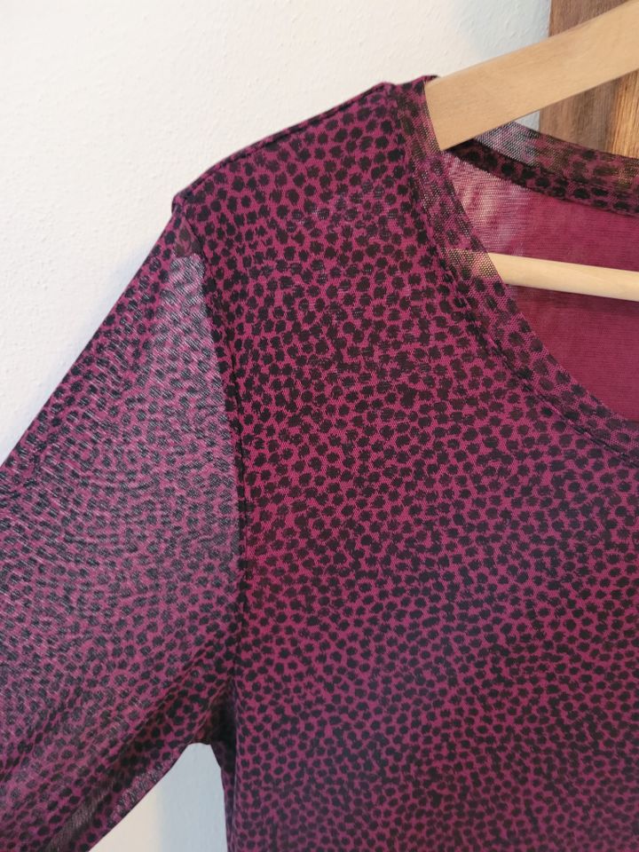 Blusenshirt S. Oliver schwarz-pink gemustert in Schwabsoien