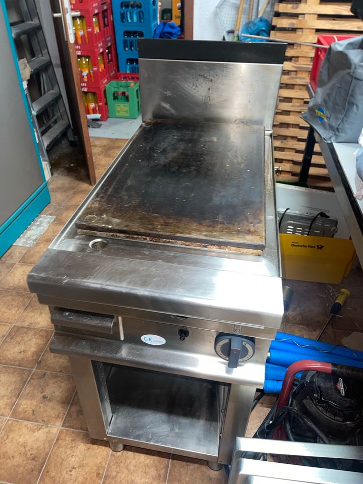 Funktionsfaehiger Gasgrill in Biblis