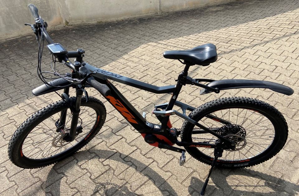 KTM Macina Lycan 274 Fully e-Bike in Oedheim