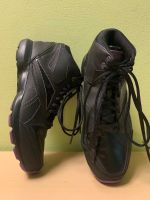 Sportschuhe von Reebok / 37.5 groß/ schwarz&lila Niedersachsen - Dohren (Nordheide) Vorschau