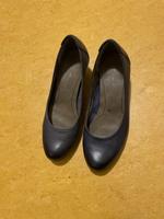 Pumps Schuhe mit Absatz von Tamaris Gr. 37 blau Sachsen - Rodewisch Vorschau
