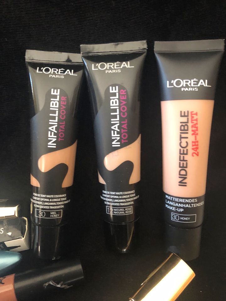 Loreal Paris & NYX Make Up Set neu 21 Teilig in Goch