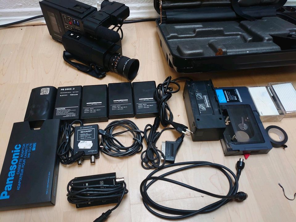 Nordmende CV155 Videokamera VHS Voll funktionsfähig in Reinbek