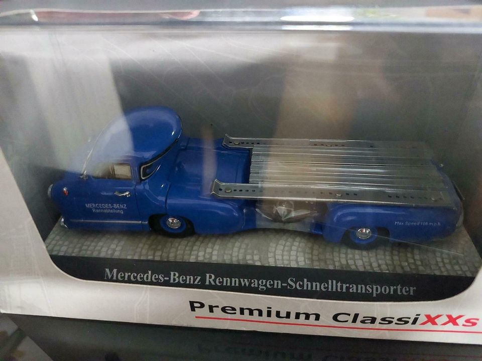 NEU&OVP Premium Classixxs 1:43 Mercedes Benz Renntransporter Blau in Leipzig