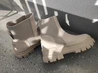 Buffalo Chelseaboot Aspha Damen hellbeige Gr. 42 Niedersachsen - Osterode am Harz Vorschau