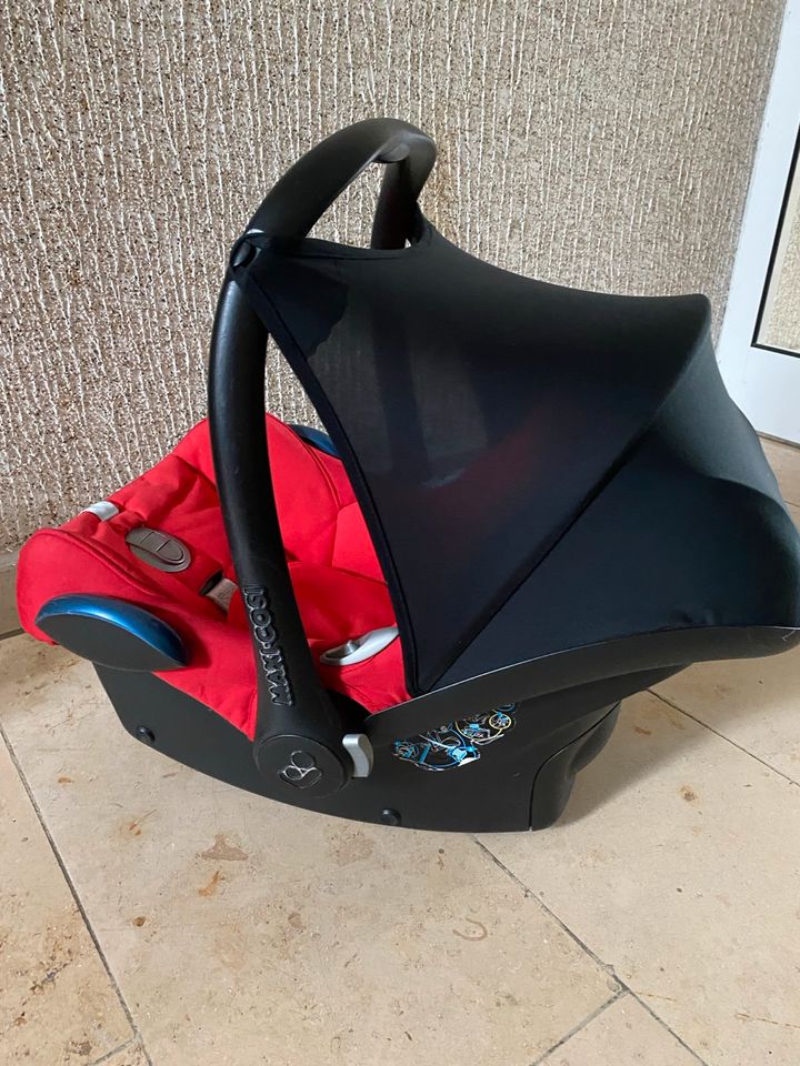 Maxi Cosi Cabrio fix Babyschale in Neuss