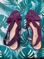 UNISA Zehentrenner-Sandalen Veloursleder, kleiner Absatz Magenta Lindenthal - Köln Sülz Vorschau