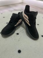 Adidas Sobakov Sneaker Größe 42 Niedersachsen - Jever Vorschau