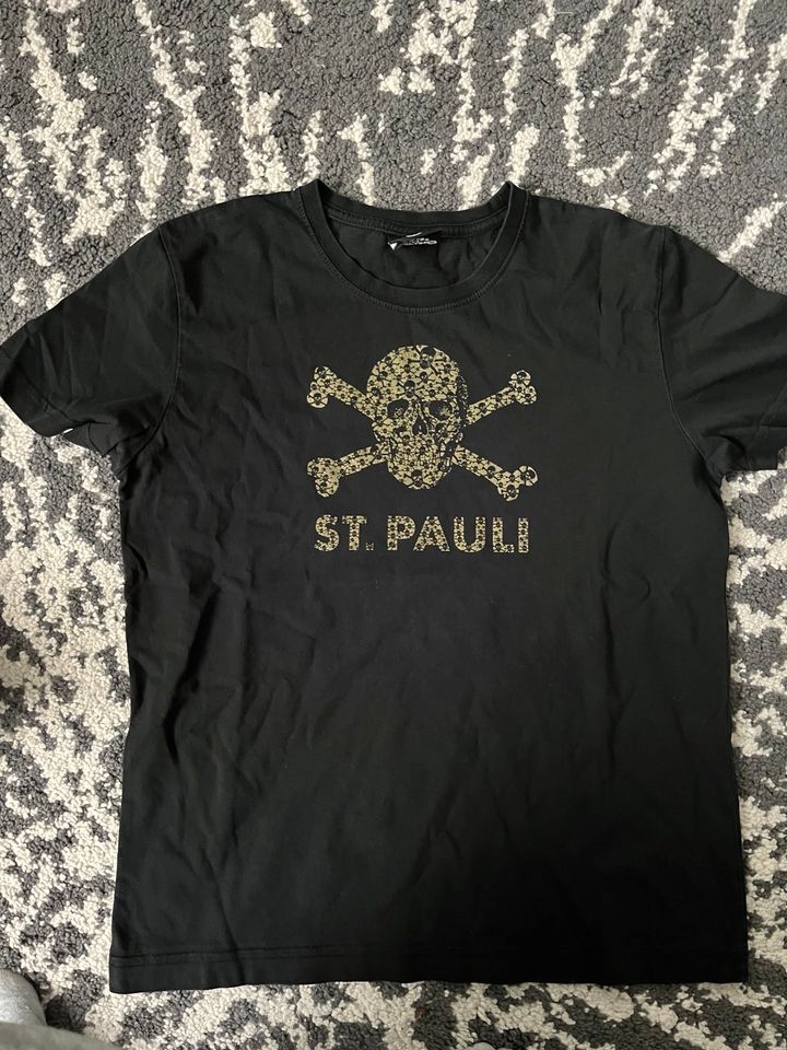 St.Pauli T-Shirt gr.164 in Hamburg