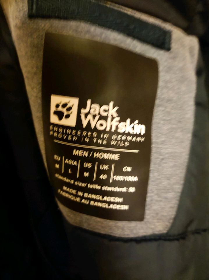 Jack Wolfskin Jacke   ***2 Monate alt*** NP 349 € in Reichertshofen