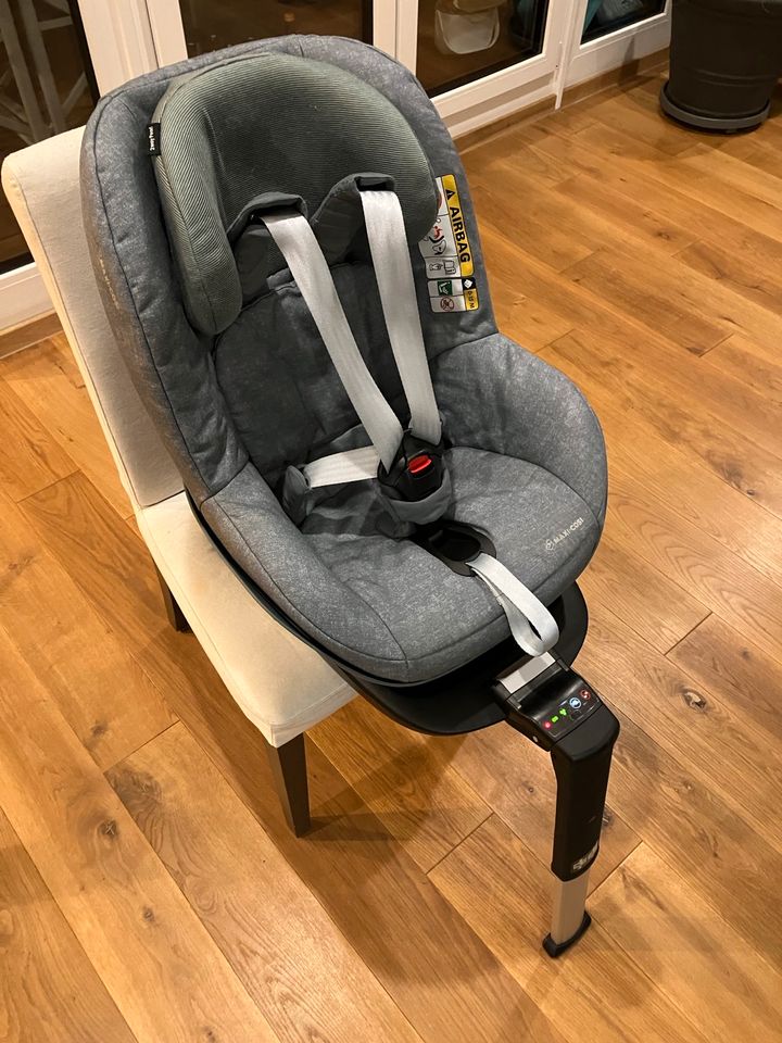 Maxi Cosi Pebble +, 2Way Pearl und 2Way fix Isofix Basis in Hannover