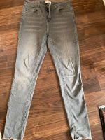 Cartoon Jeans Hose G.38 Hessen - Bischofsheim Vorschau