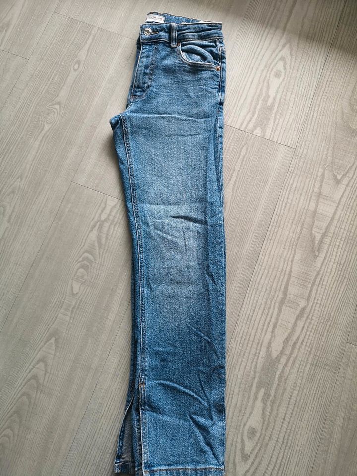 Zara Kinder Jeans gr 152 in Böblingen