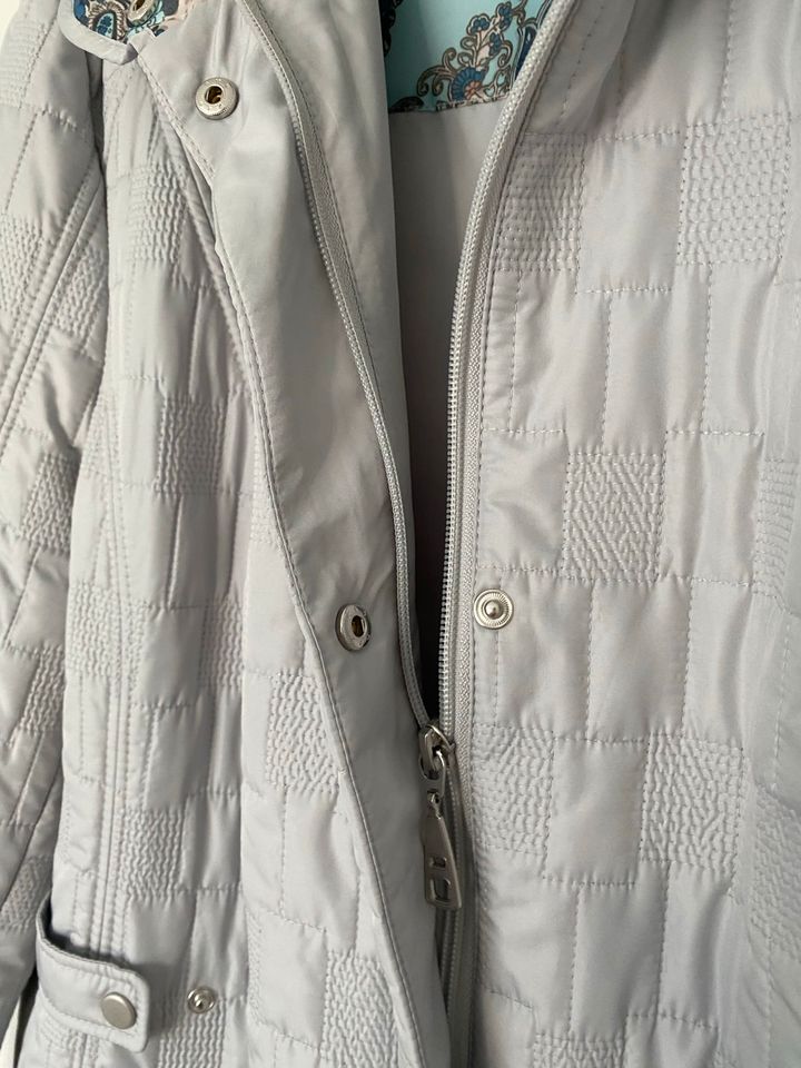 Leichte Steppjacke von Mona für Frühjahr und Sommer- Neu in Kassel