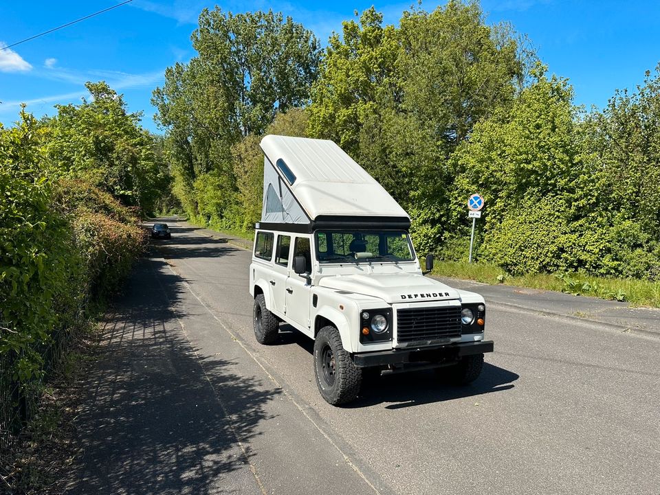 Land Rover TD4 Reisemobil / Hubdach in Erlensee