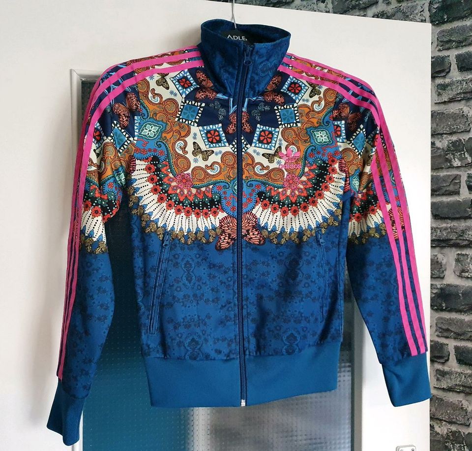 Adidas Jacke Farm Rio Barbomix blau pink 34 XS limited Edition in Altona -  Hamburg Lurup | eBay Kleinanzeigen ist jetzt Kleinanzeigen