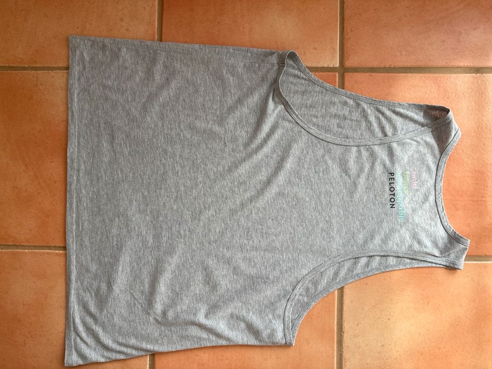 Peloton Tanktop XL Muttertag Shirt Sportbekleidung in Wallhalben