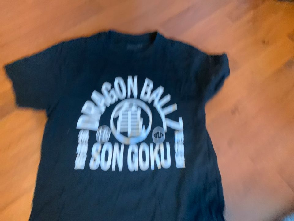 Dragon Ball Z Shirt xs in Gelsenkirchen