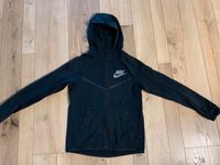 Nike Sportjacke Gr.37-147 (M) Baden-Württemberg - Geislingen an der Steige Vorschau