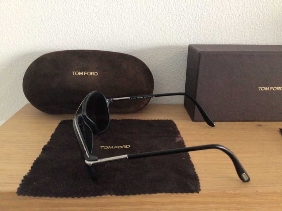 Tom Ford Sonnenbrille, Schwarz, Kunstoff, OVP,mit Etui in Bielefeld