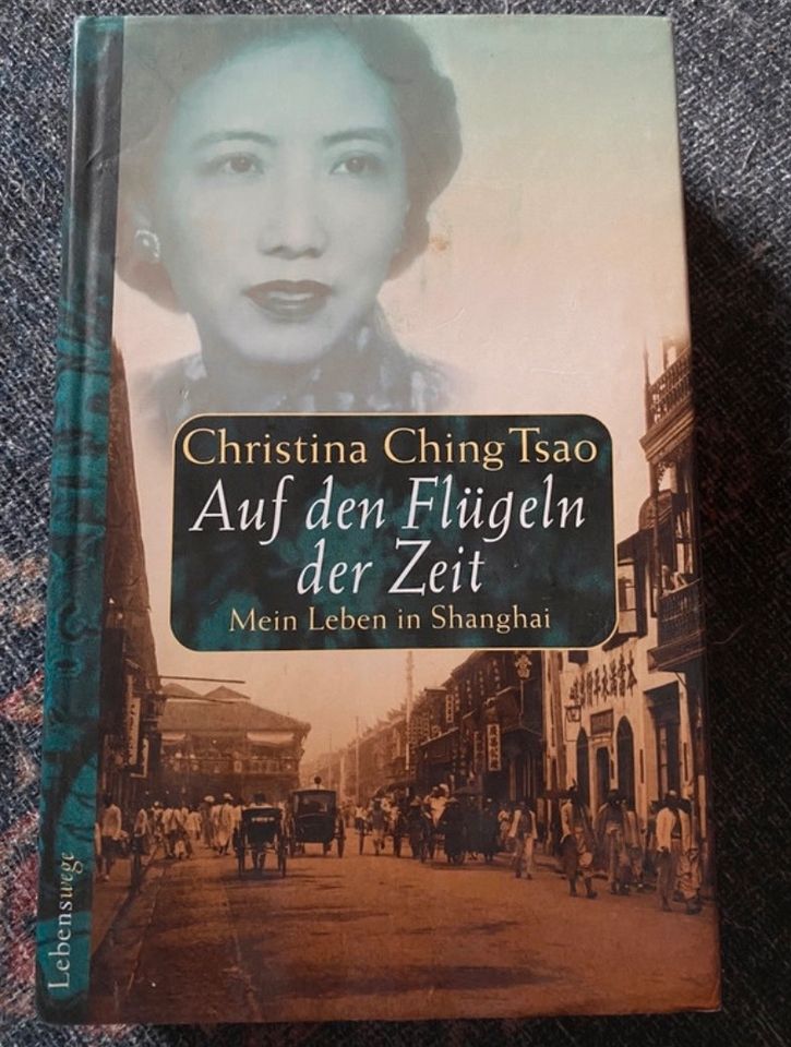 Christina Ching Tsao- Auf den Flügeln der Zeit in Düsseldorf